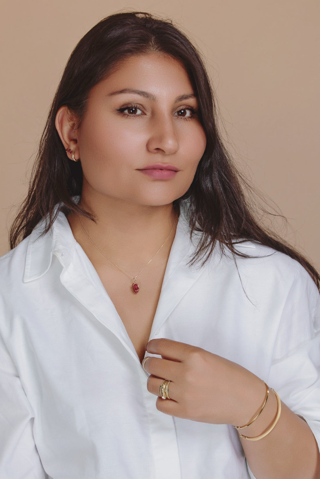 18k geelgoud oorbellen, 0,048 Cts HS12- diamanten en robijnen