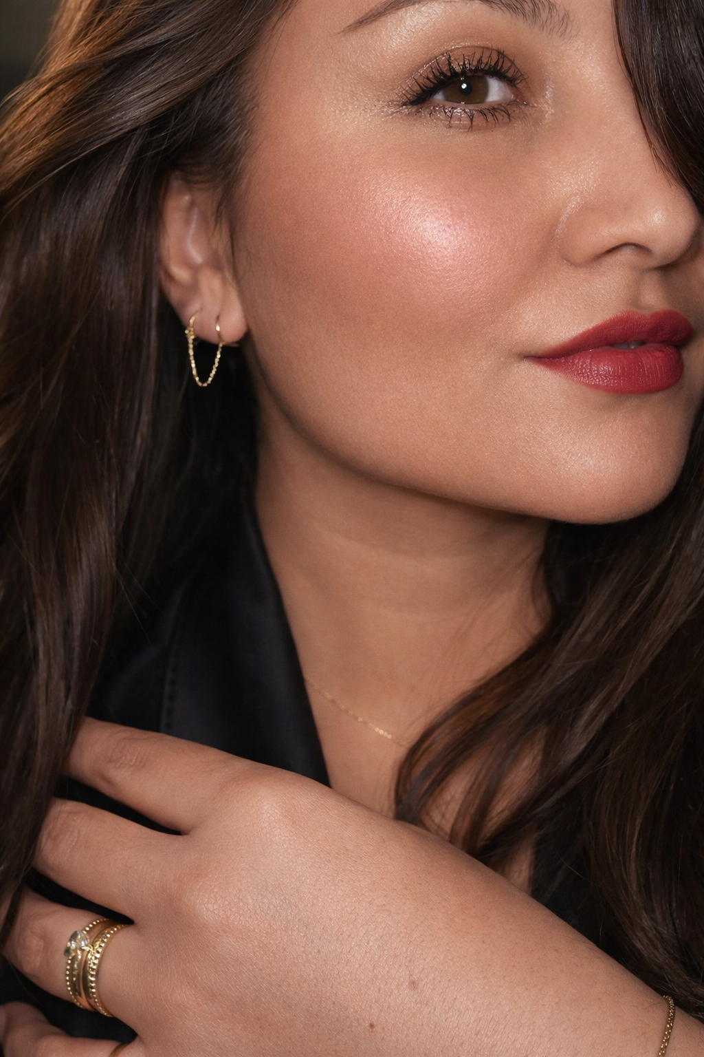 Gouden oorbellen met Kettinkje - Earparty - Oorringen - 8,5+10mm - 30mm Lengte Ketting - 14 Karaat - Goud.