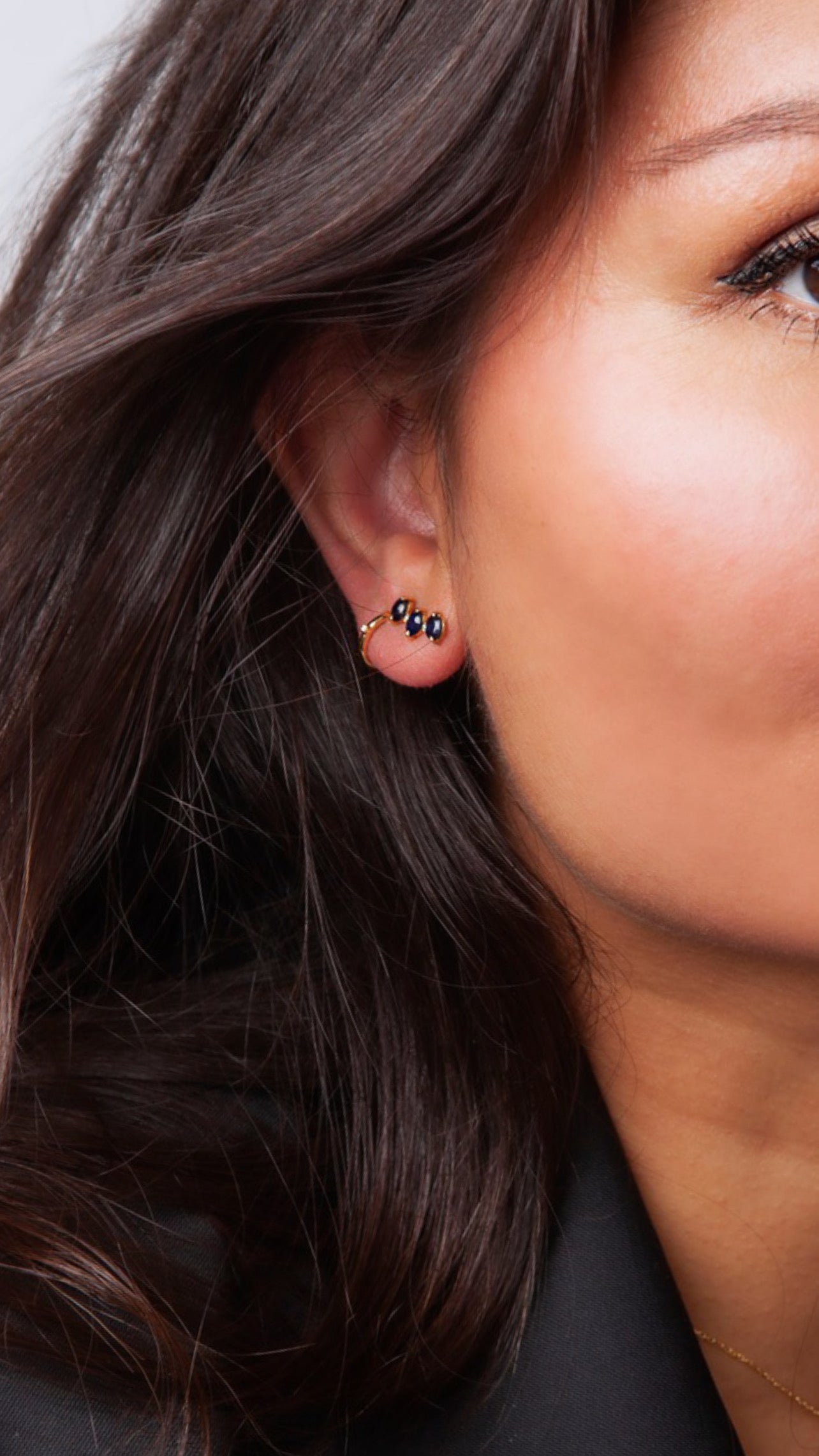 18k geelgoud oorbellen, 0,048 Cts HS12- diamanten en robijnen