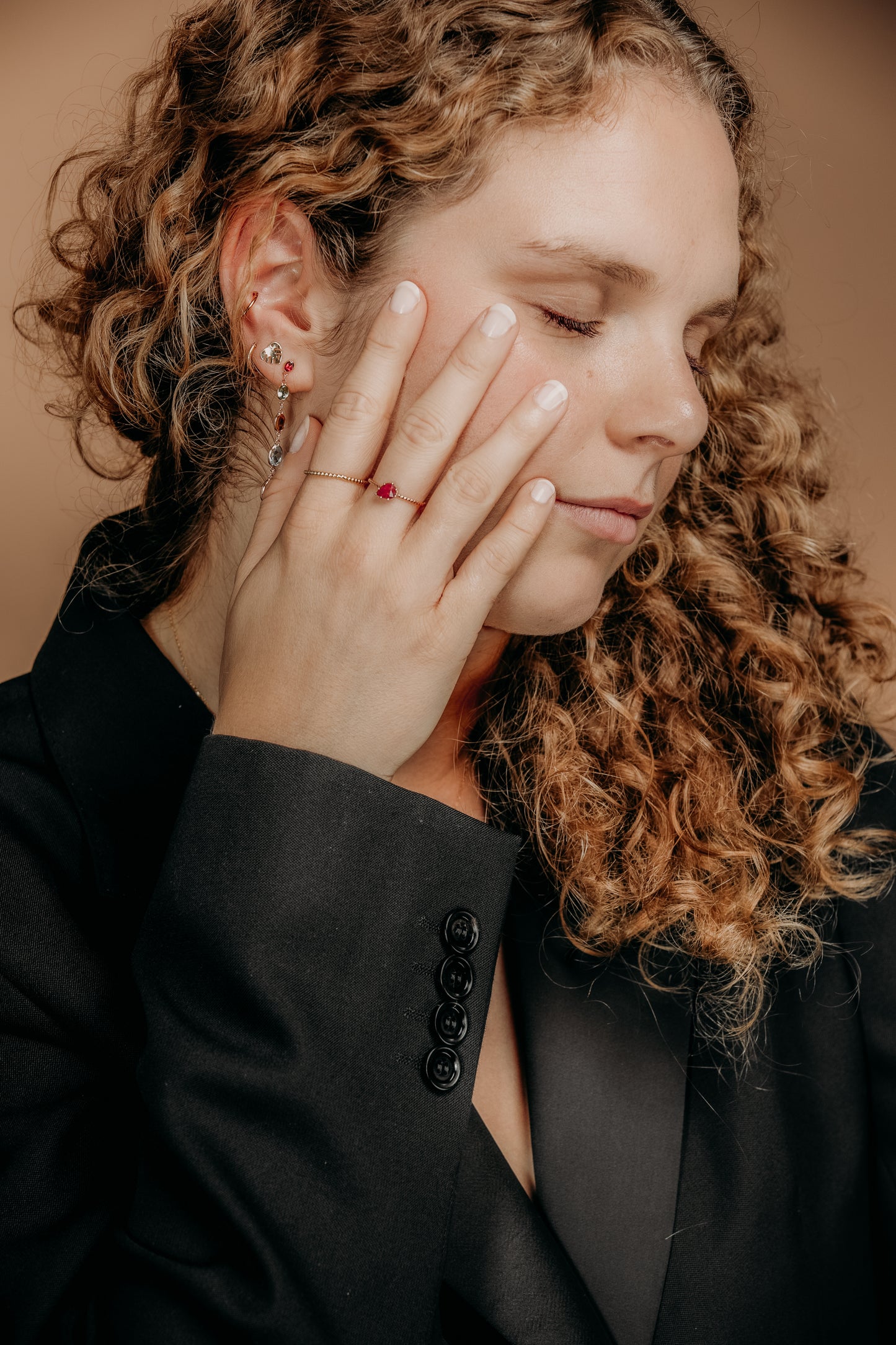 14K geelgouden oorstekers blad